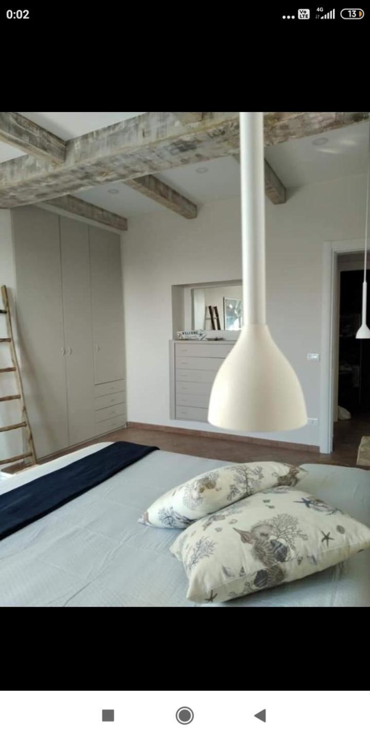 Chez Luis Apartamento Imperia Quarto foto